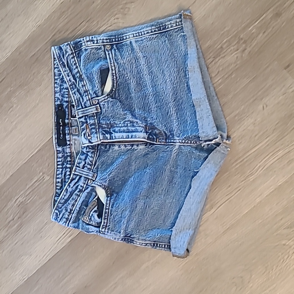 Vintage Calvin Klein Jean Shorts / Cut offs 4/28